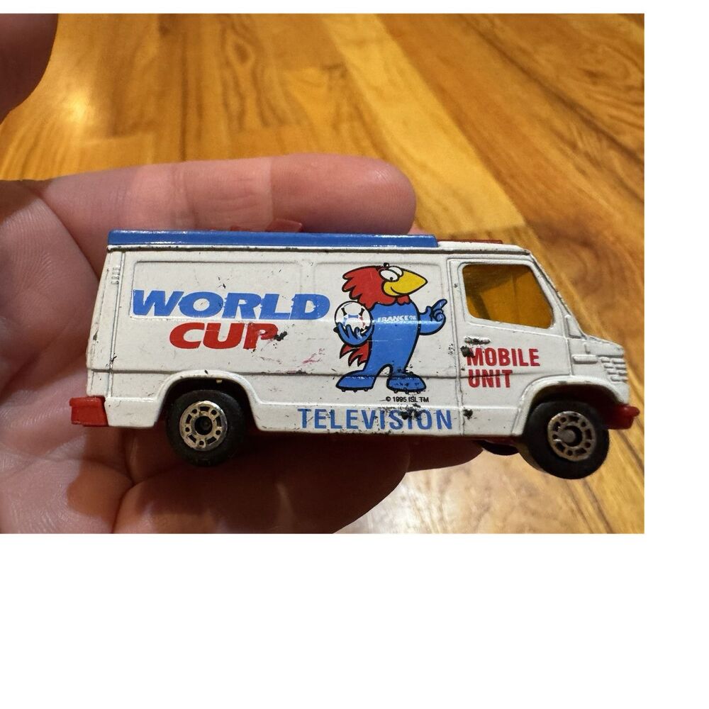 Matchbox World Cup Ikarus Coach Bus, Car and Truck - 1986 1:140